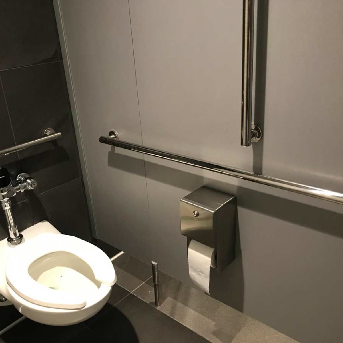 WASHROOM ACCESSORIES